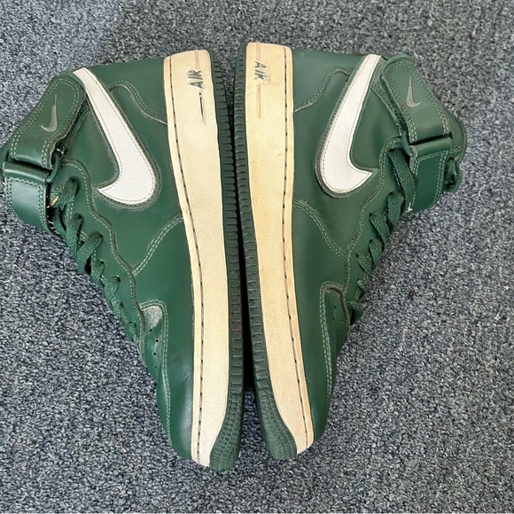 nike air force mid green